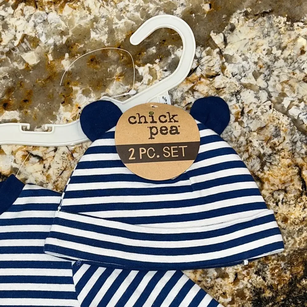 NWT Chick Pea Baby Boys Blue & White Footed Coverall and Hat, 2 Piece Set -6-9 M